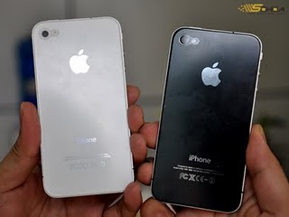 White iPhone may sell up to 1.5 million